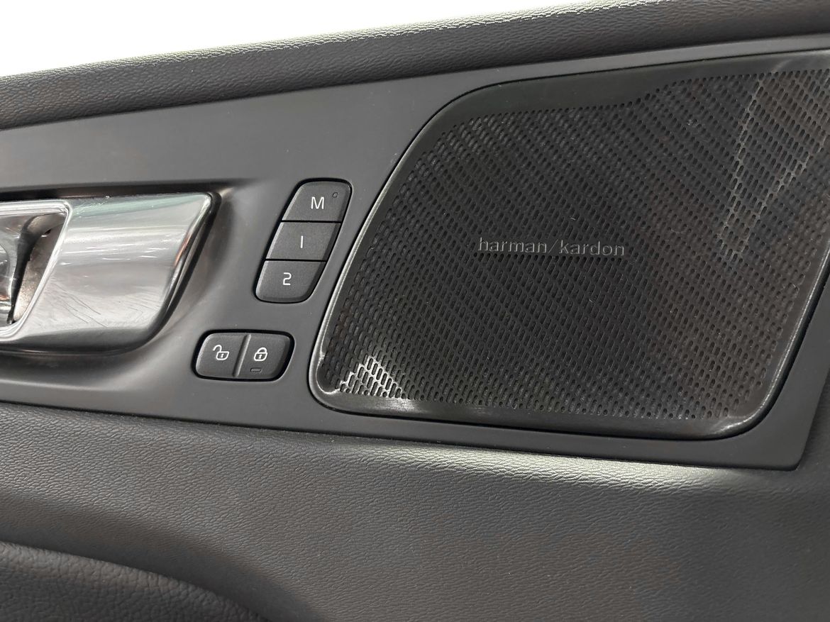 Volvo XC60 2021 - miniatyr 14