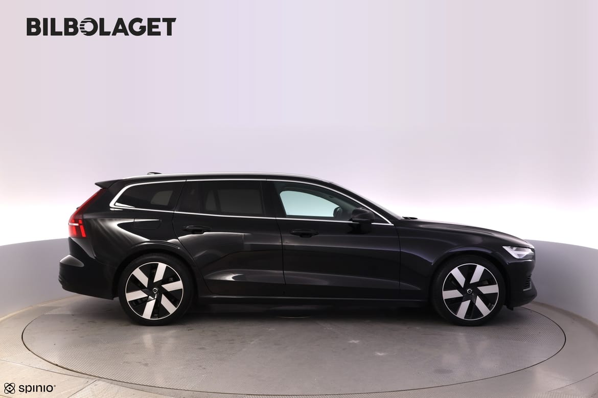 Volvo V60 2024 - miniatyr 2