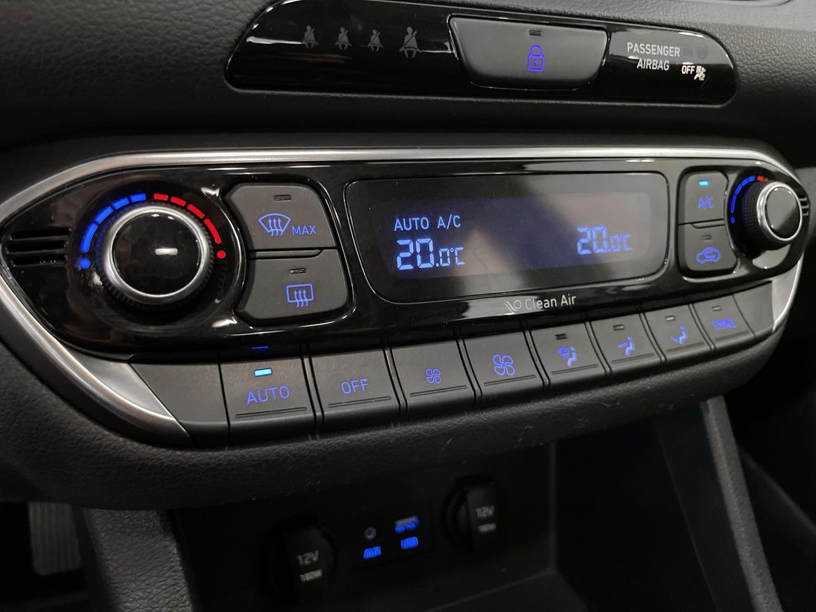 Hyundai i30 2018 - miniatyr 14