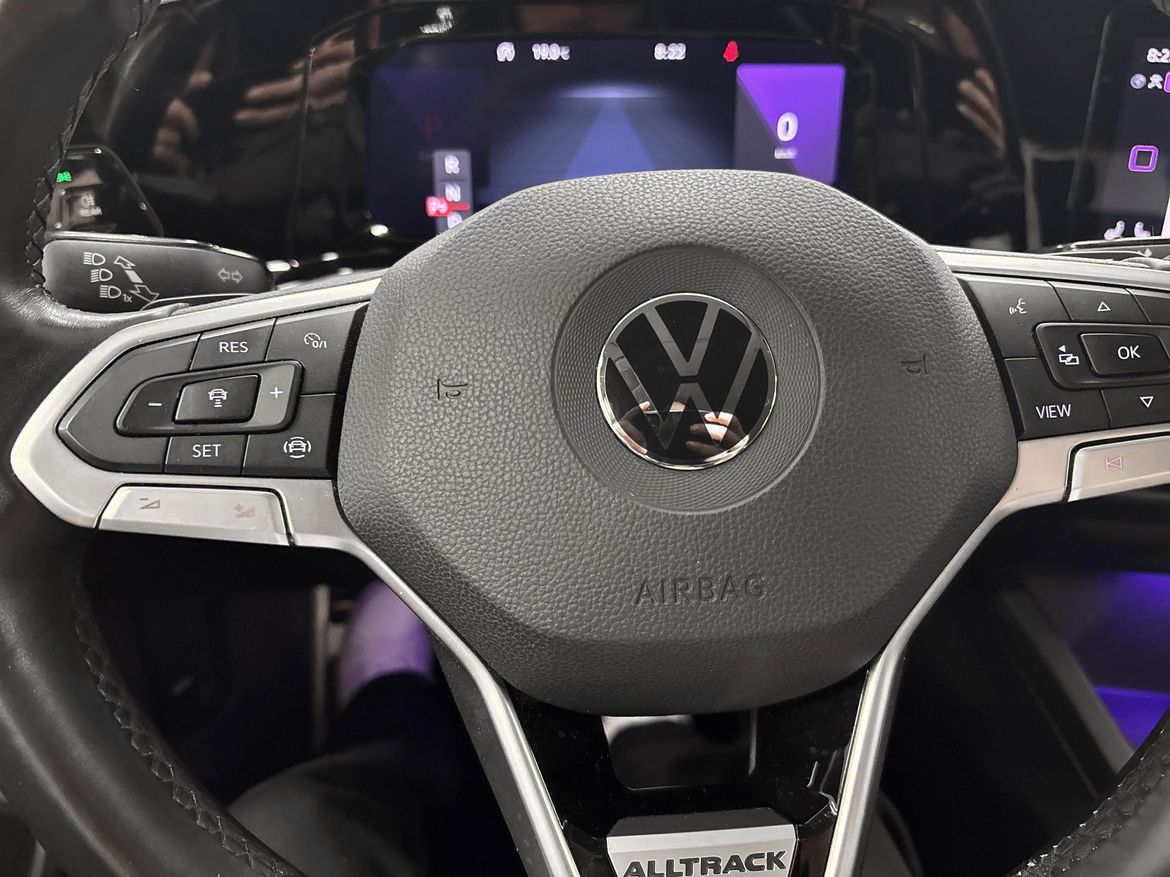 Volkswagen Golf 2021 - miniatyr 25