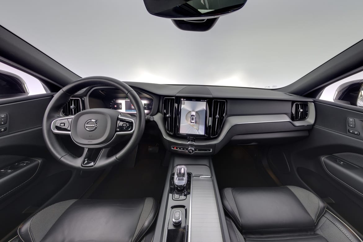 Volvo XC60 2025 - miniatyr 7