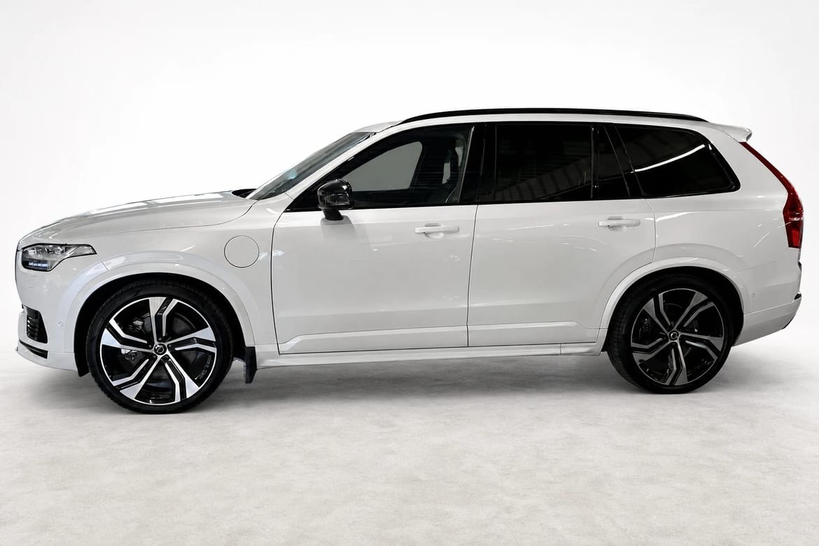Volvo XC90 2025 - miniatyr 2
