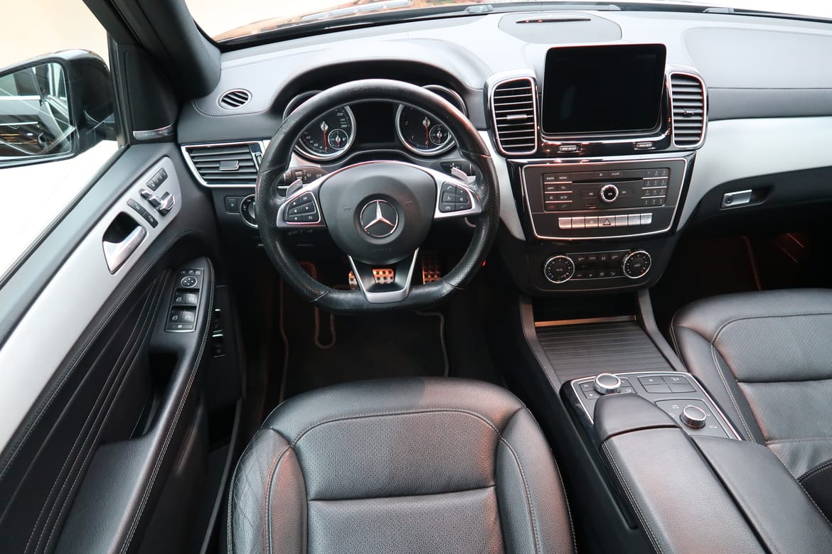 Mercedes-Benz GLE 2016 - miniatyr 2