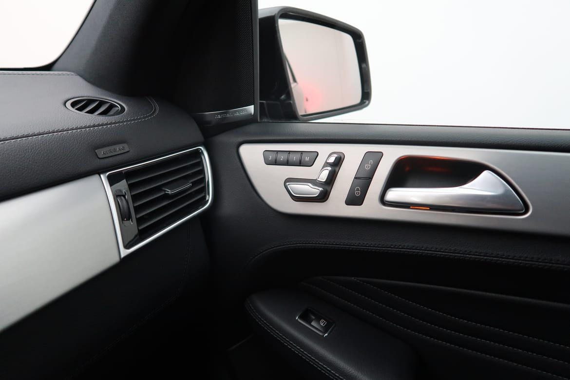 Mercedes-Benz GLE 2016 - miniatyr 13