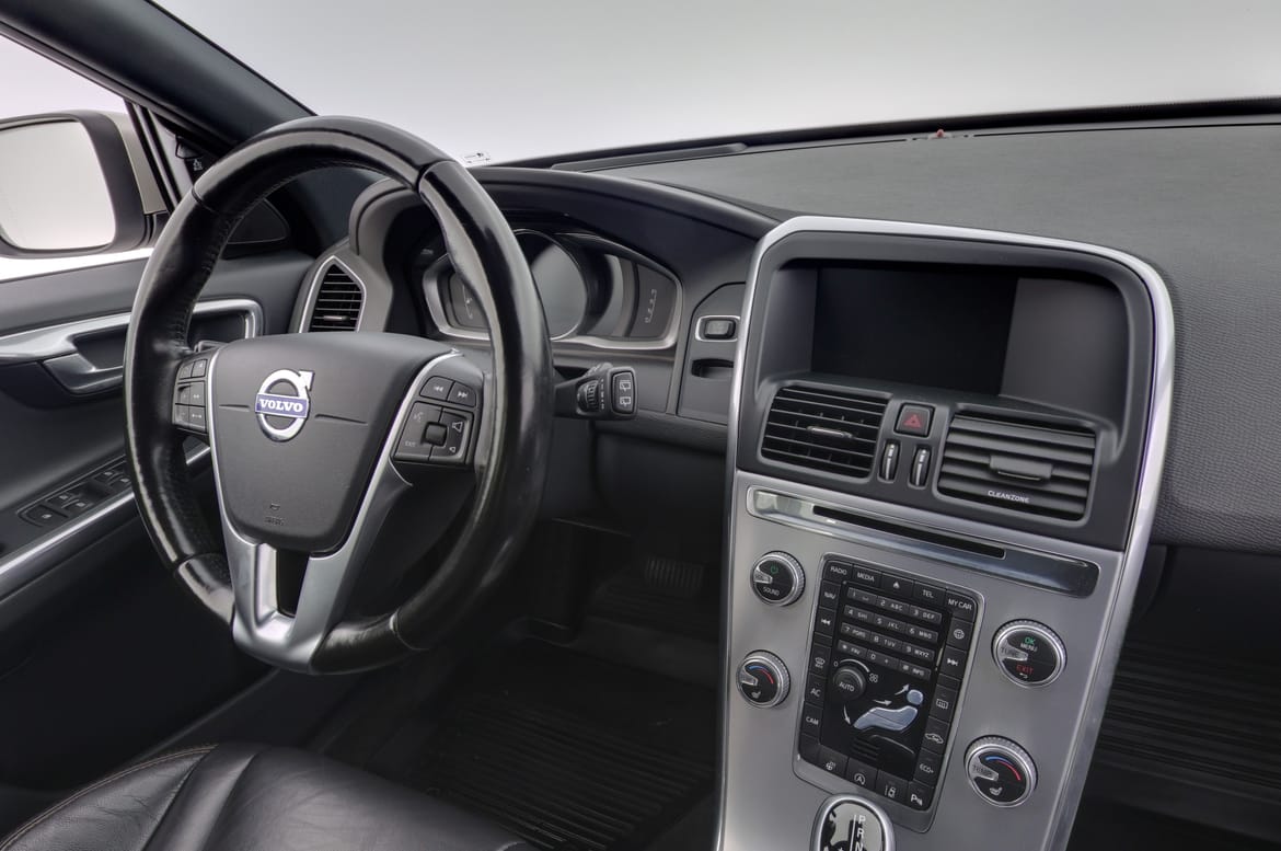 Volvo XC60 2017 - miniatyr 8