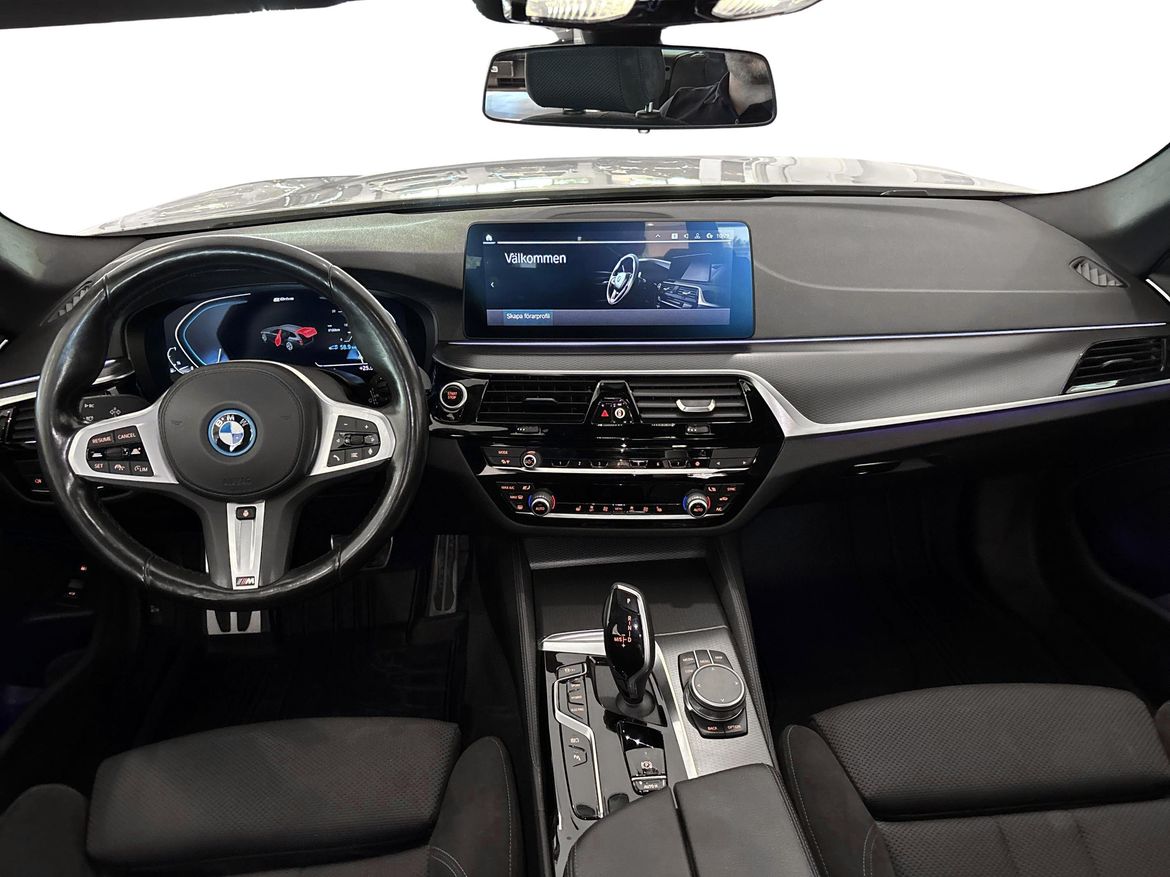 BMW 5-serie 2022 - miniatyr 8