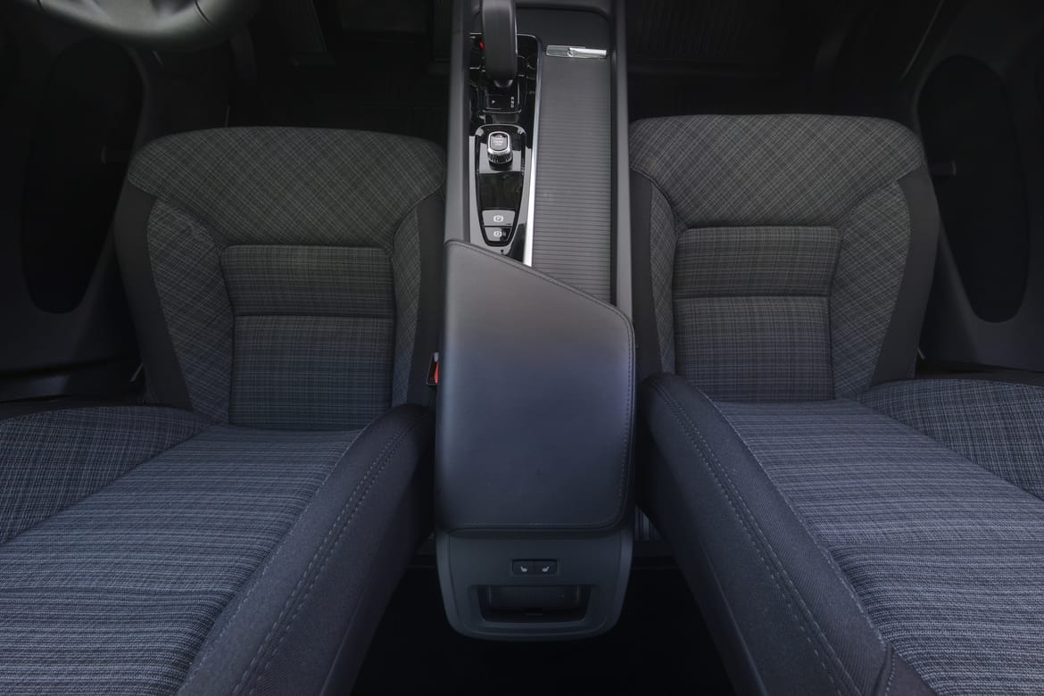 Volvo XC60 2025 - miniatyr 9