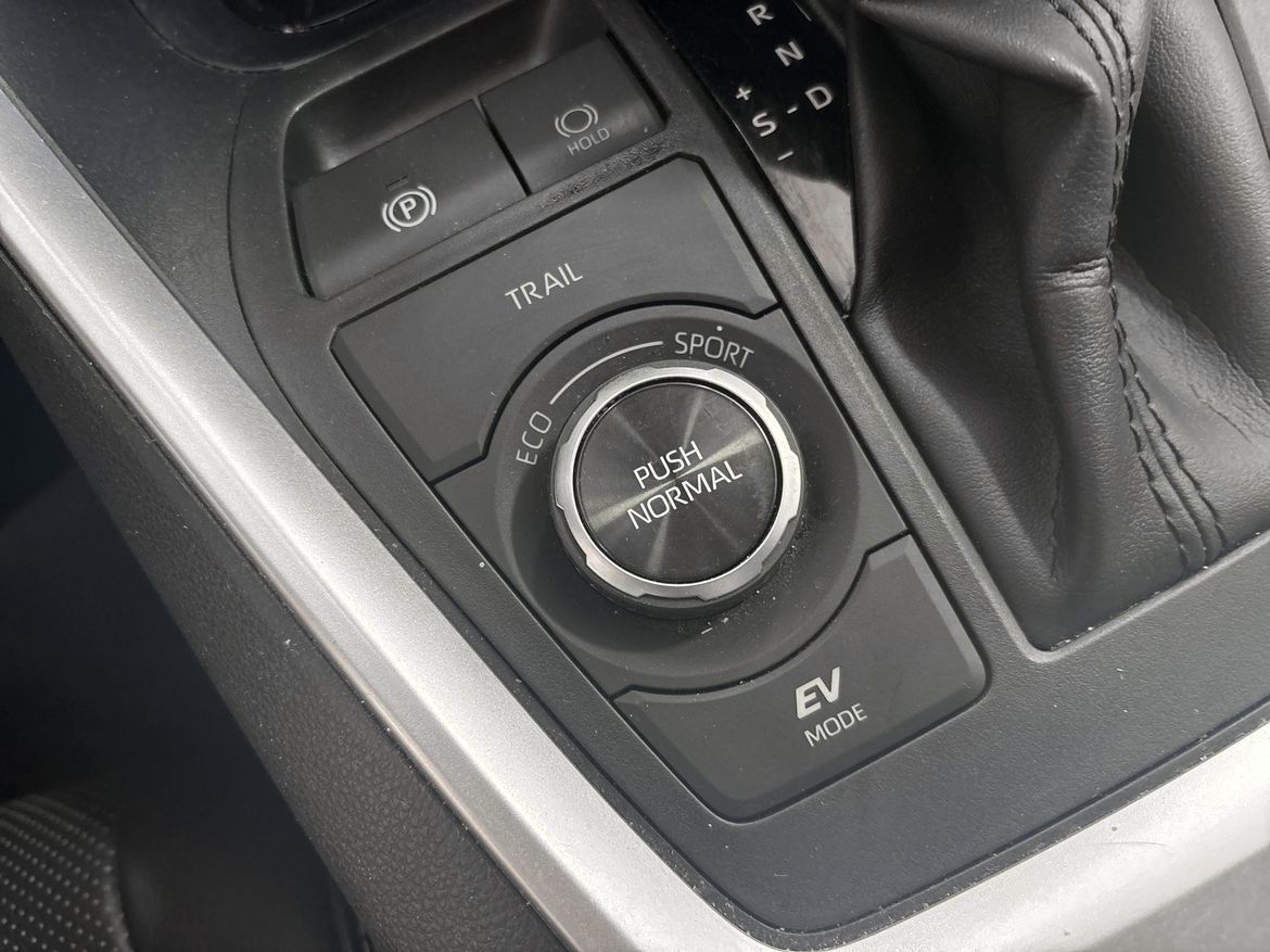 Toyota RAV4 2021 - miniatyr 13