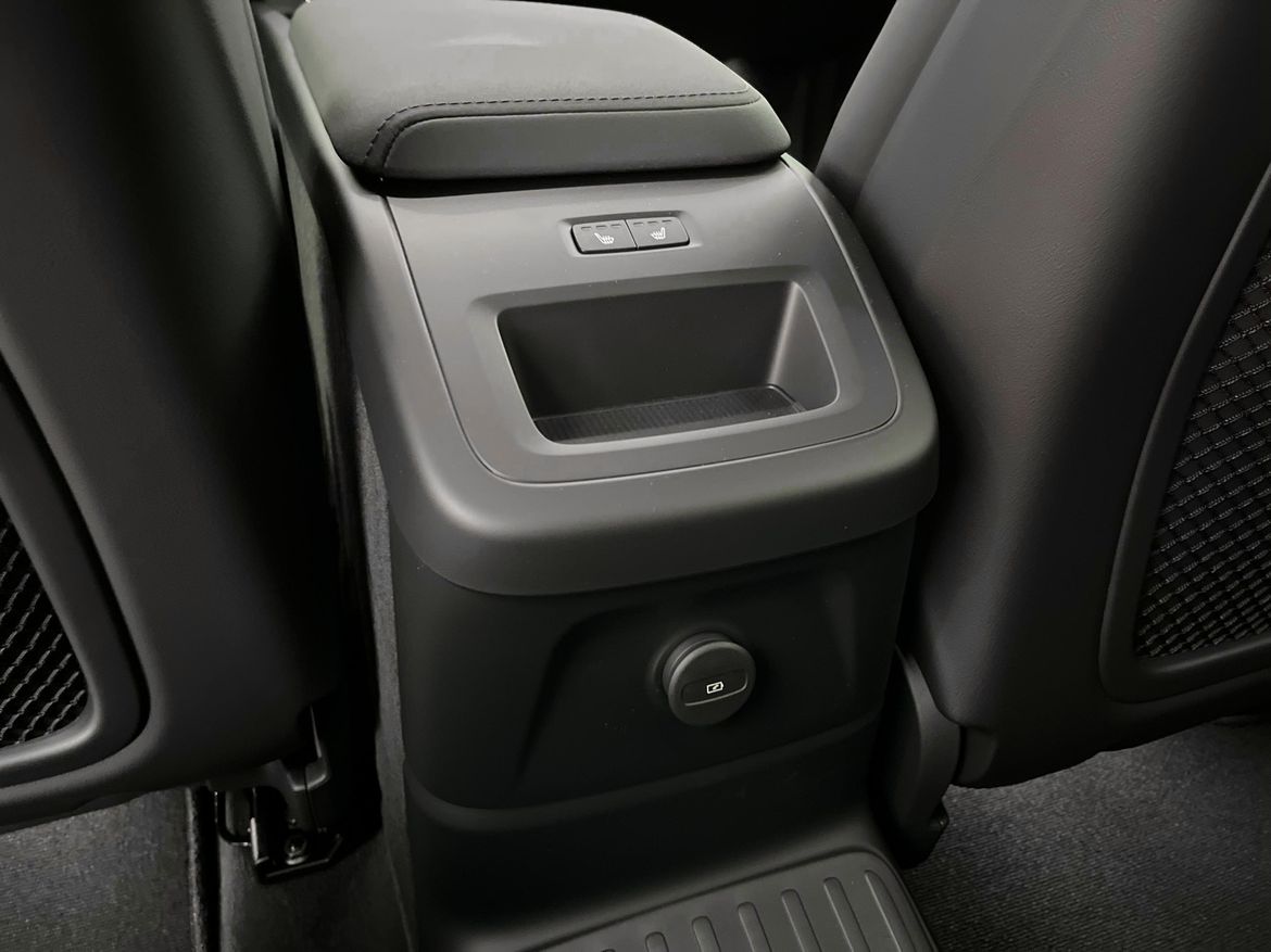 Volvo XC60 2027 - miniatyr 10