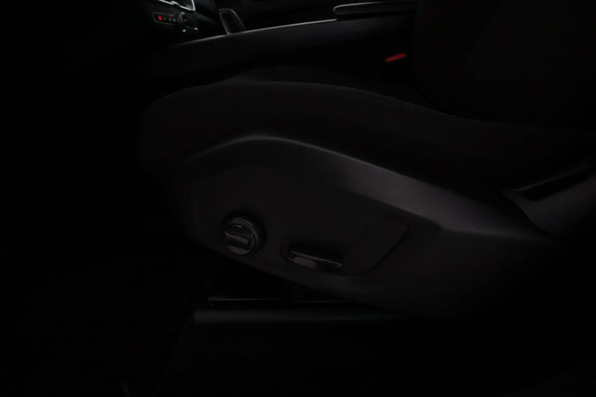 Volvo XC60 2022 - miniatyr 18