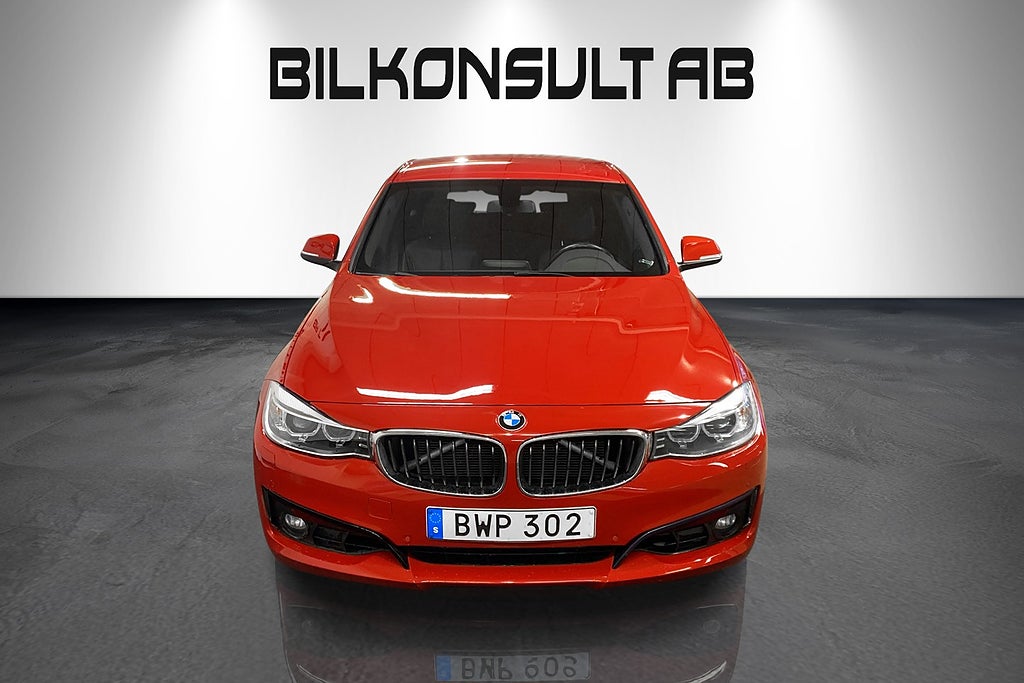 BMW 330 2015 - miniatyr 2