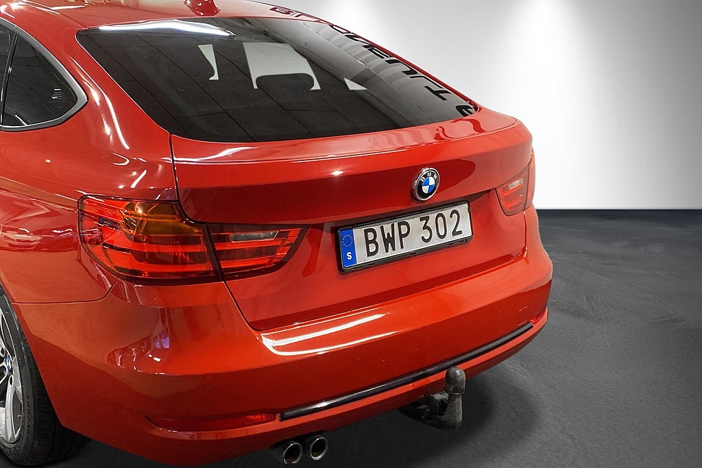 BMW 330 2015 - miniatyr 4