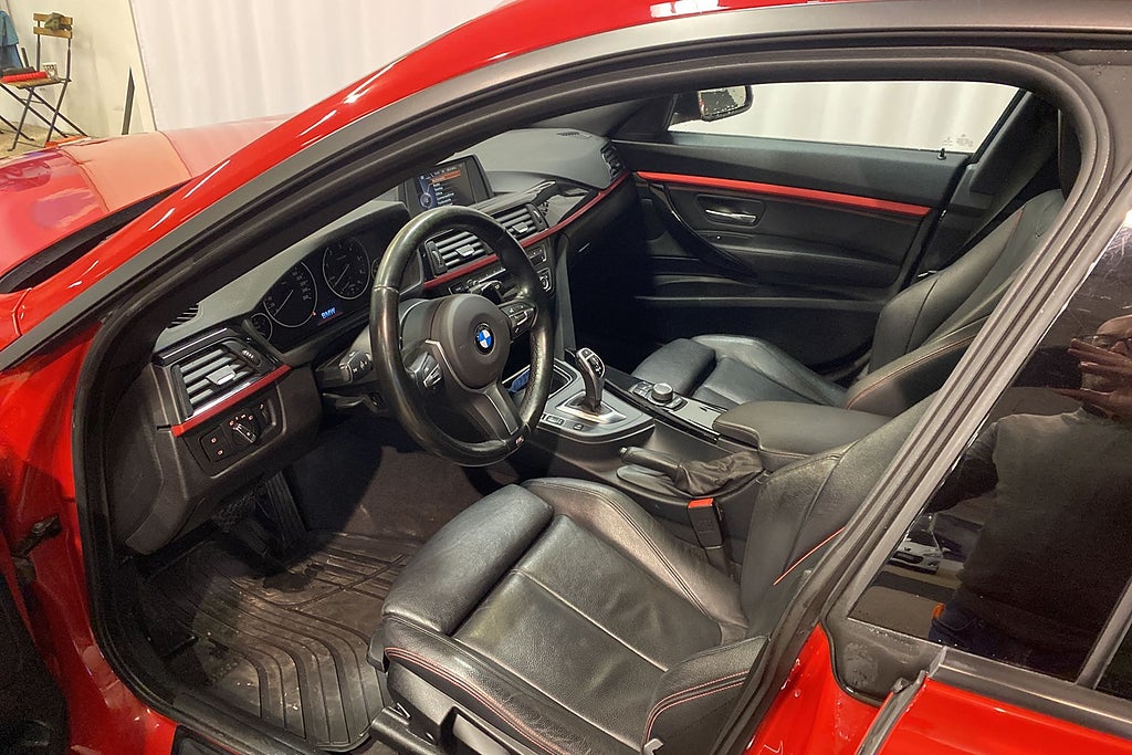 BMW 330 2015 - miniatyr 7
