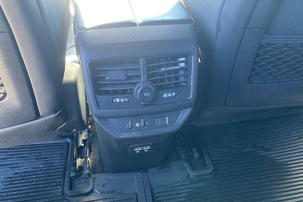 Peugeot 5008 2023 - miniatyr 9