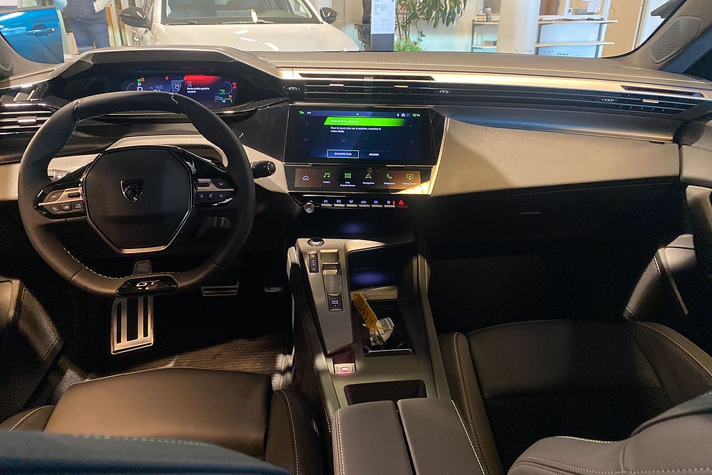 Peugeot 408 2026 - miniatyr 3