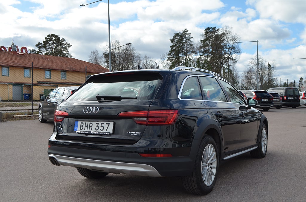 Audi A4 2017 - miniatyr 14
