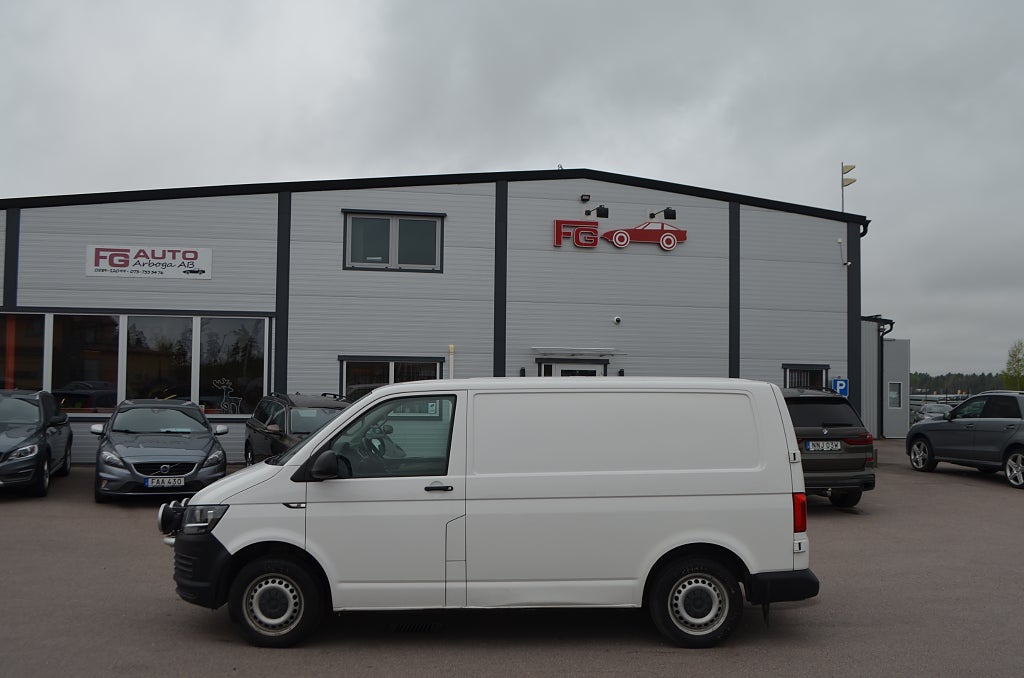 Volkswagen Transporter 2.0 TDI 4Motion 150 hk Euro 6 D-Värmare Drag