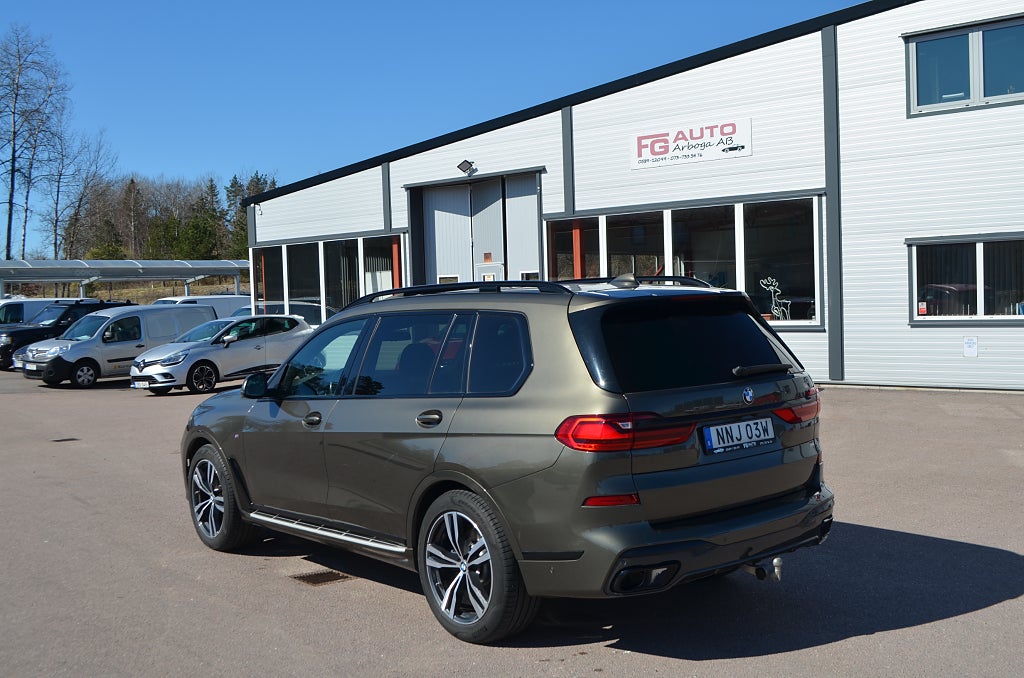 BMW X7 2022 - miniatyr 11