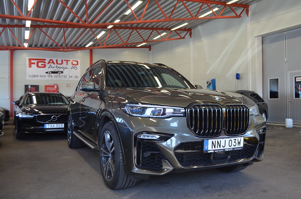 BMW X7 2022 - miniatyr 6