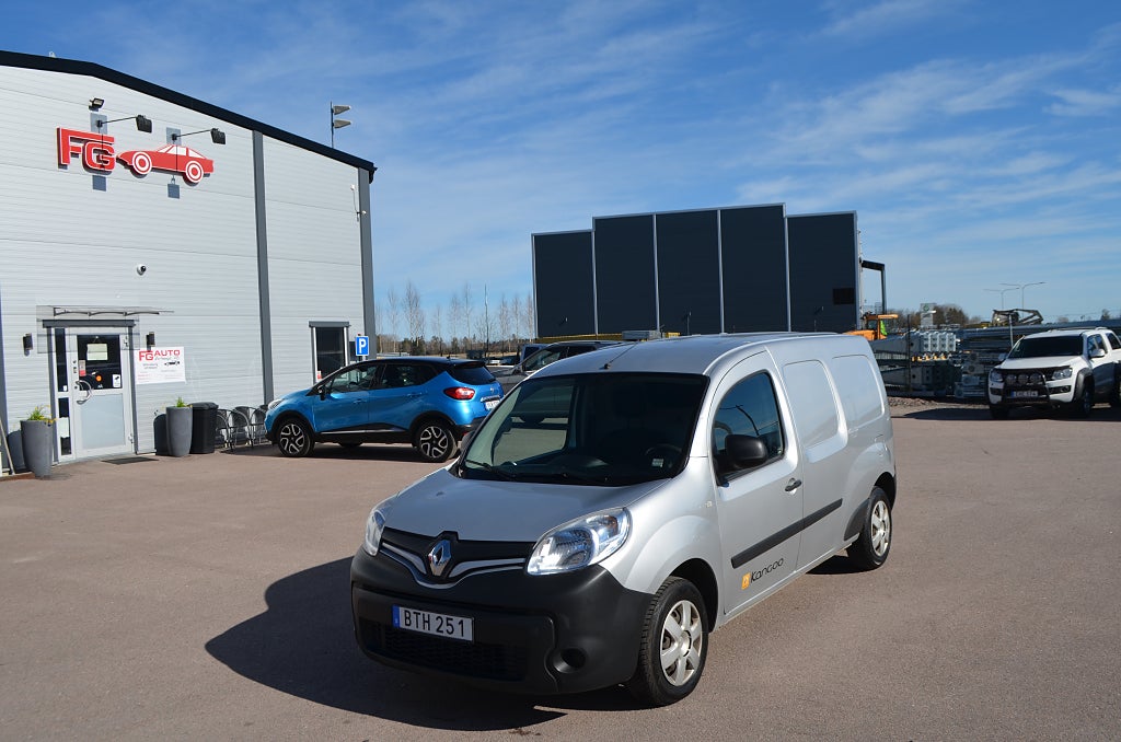 Renault Kangoo Express Maxi 1.5 dCi 90 hk En Ägare Drag Nybesiktigad
