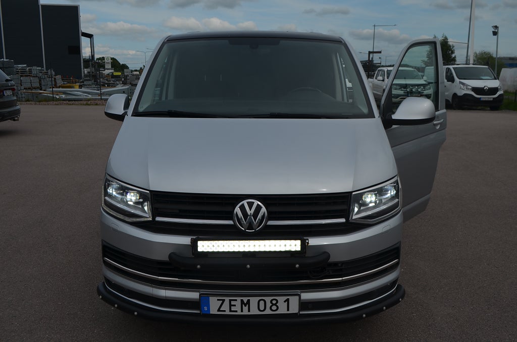 Volkswagen Transporter 2018 - miniatyr 12