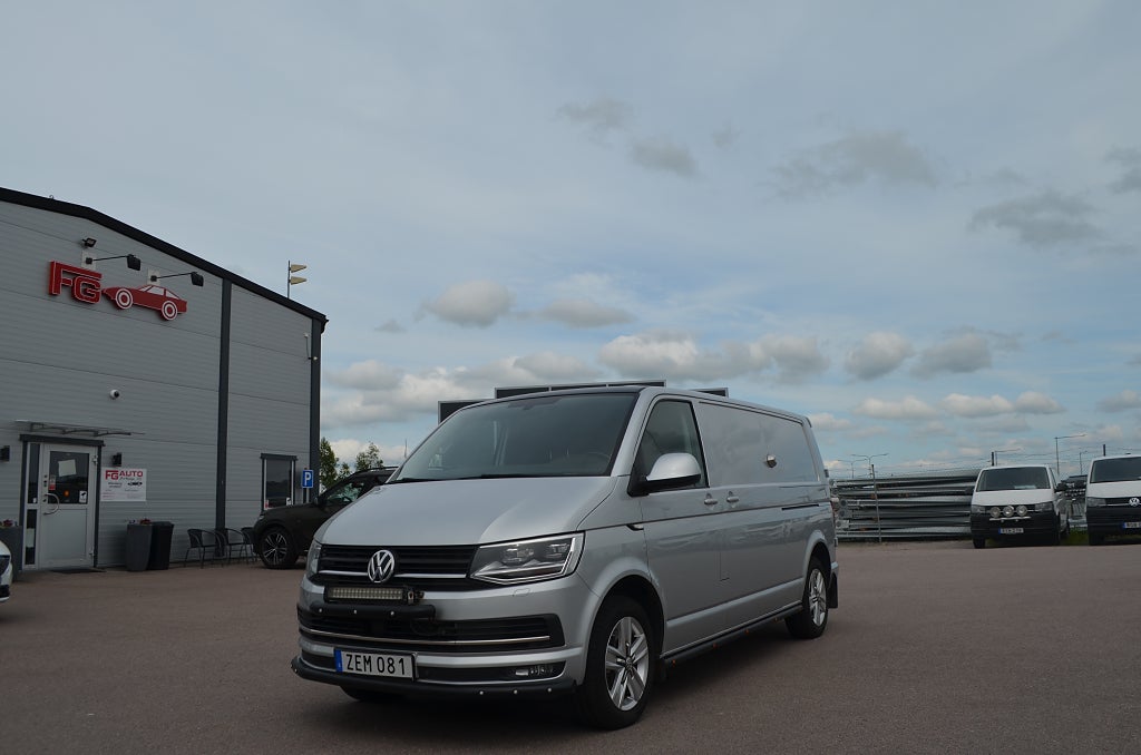 Volkswagen Transporter 2018 - miniatyr 3