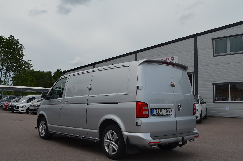 Volkswagen Transporter 2018 - miniatyr 6