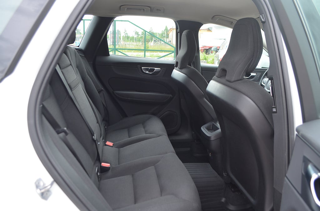 Volvo XC60 2019 - miniatyr 15