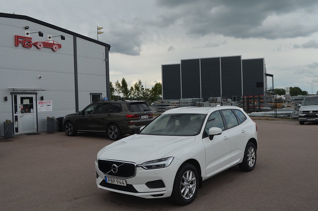Volvo XC60 2019 - miniatyr 3