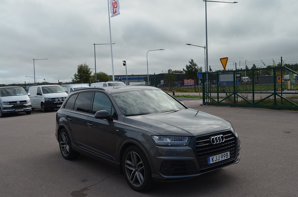 Audi Q7 2019 - miniatyr 17