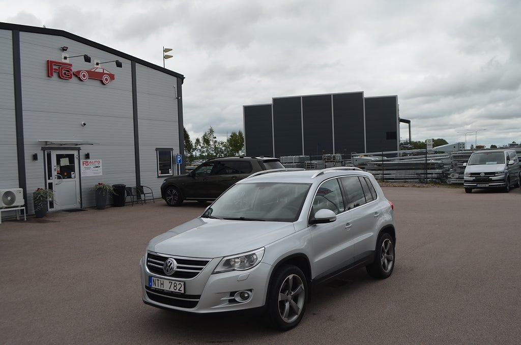 Volkswagen Tiguan 2011 - miniatyr 3