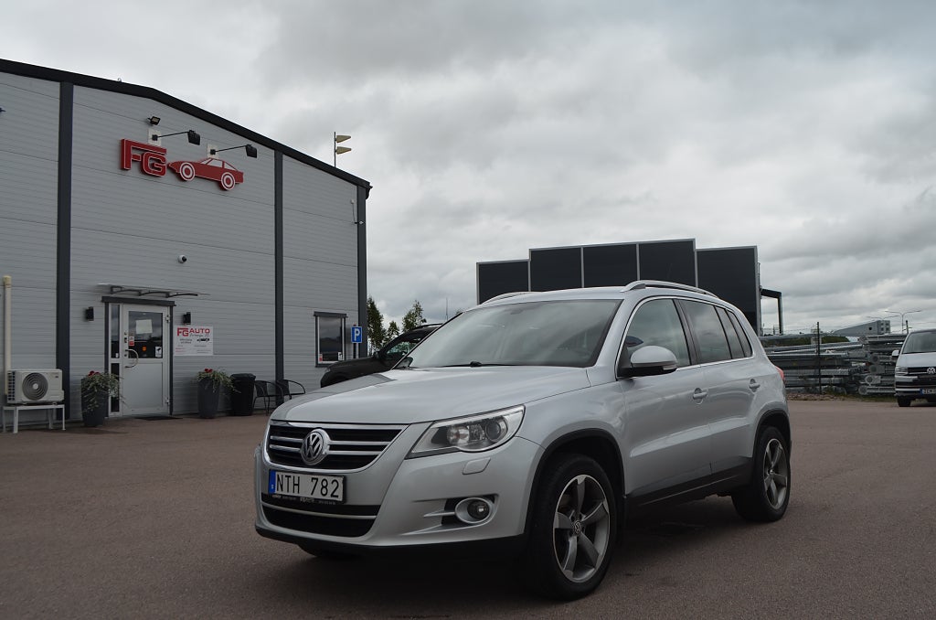 Volkswagen Tiguan 2011 - miniatyr 4