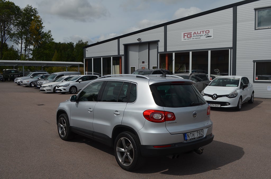 Volkswagen Tiguan 2011 - miniatyr 5