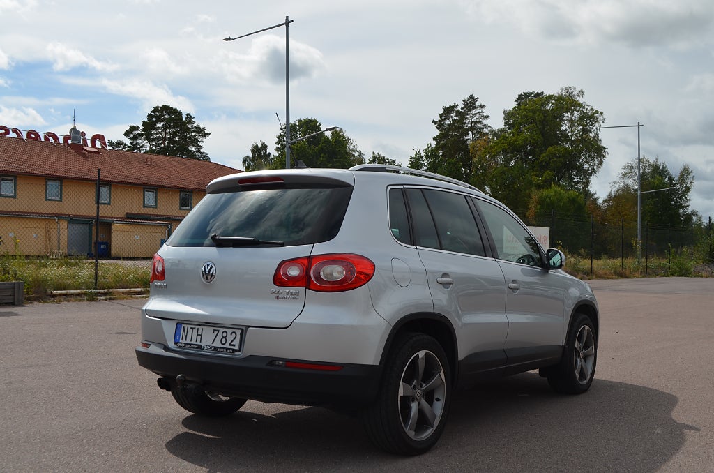 Volkswagen Tiguan 2011 - miniatyr 8