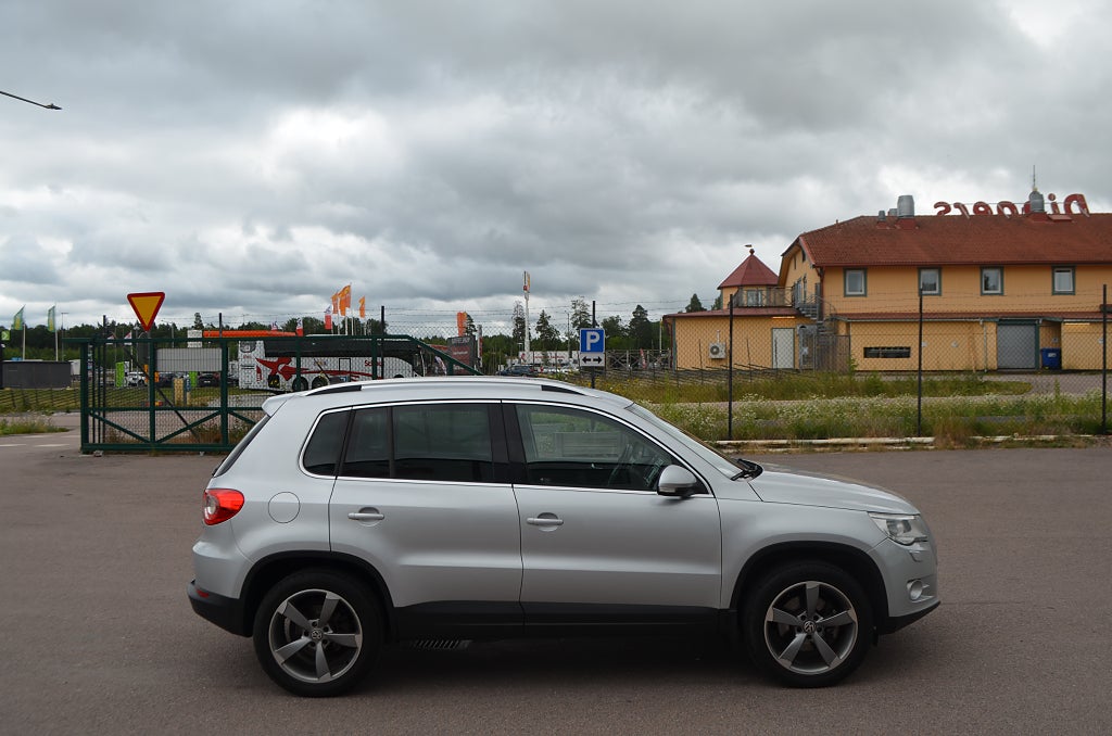 Volkswagen Tiguan 2011 - miniatyr 9