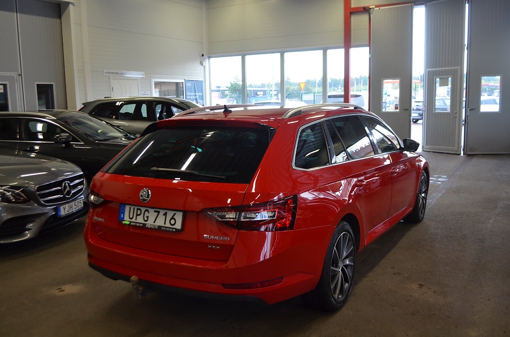 Skoda Superb 2016 - miniatyr 6