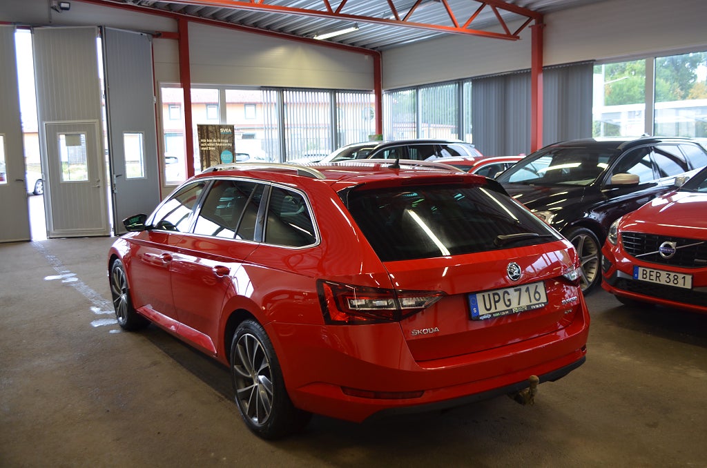 Skoda Superb 2016 - miniatyr 7