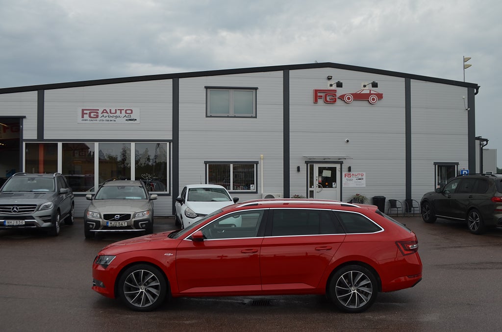 Skoda Superb 2016 - miniatyr 10