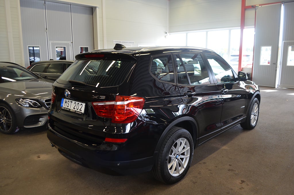 BMW X3 2015 - miniatyr 4