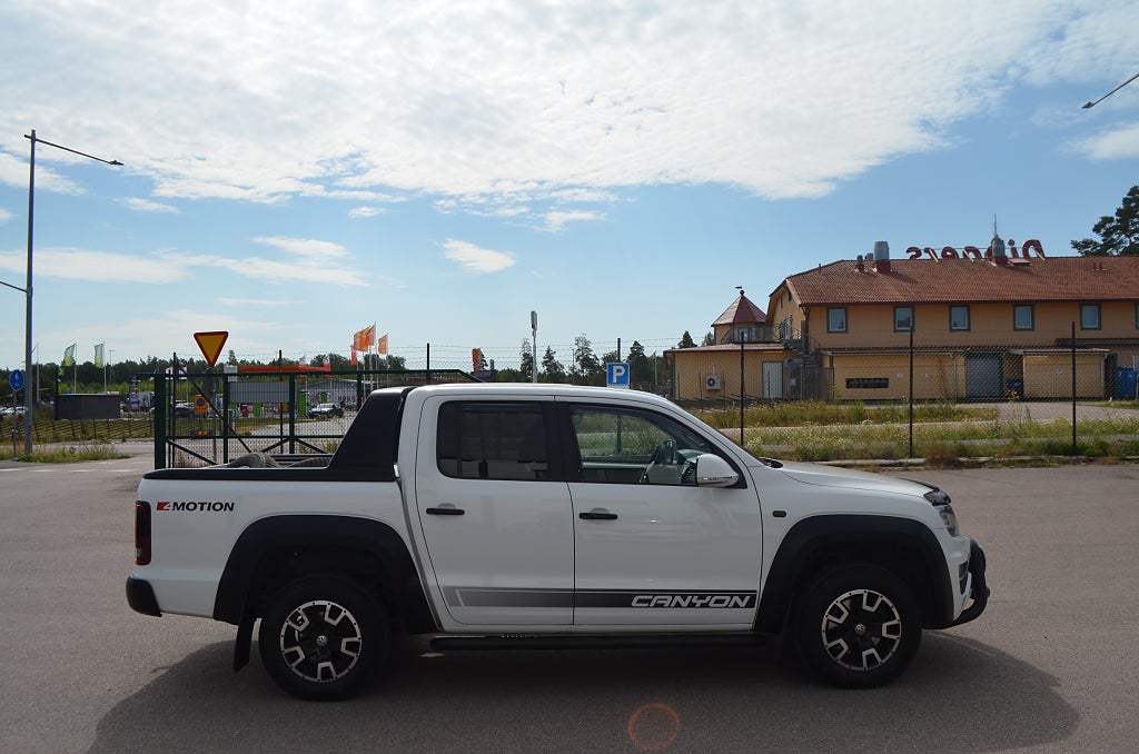 Volkswagen Amarok 2019 - miniatyr 16