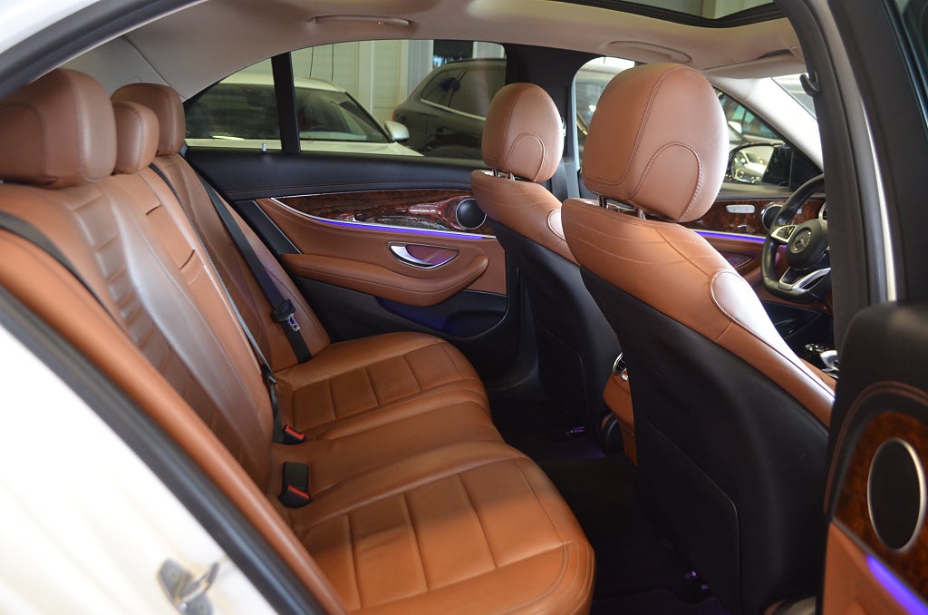 Mercedes-Benz E300 2017 - miniatyr 23