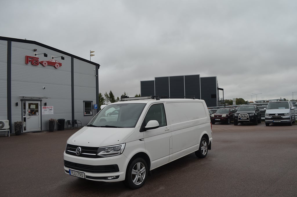 Volkswagen Transporter 2017 - miniatyr 3