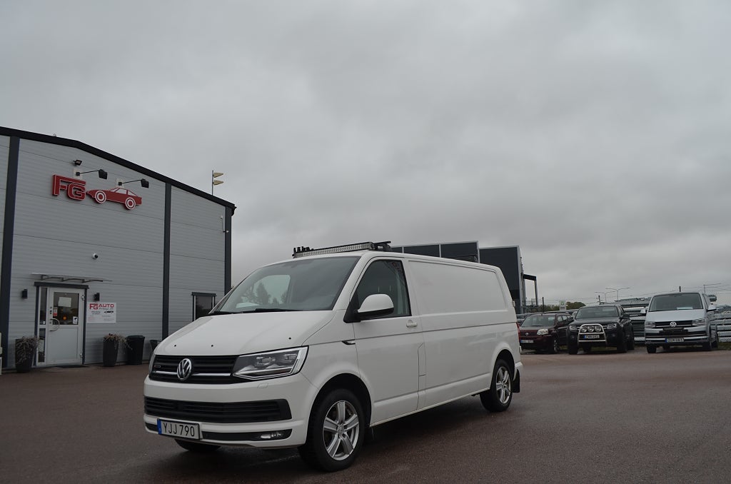 Volkswagen Transporter 2017 - miniatyr 4