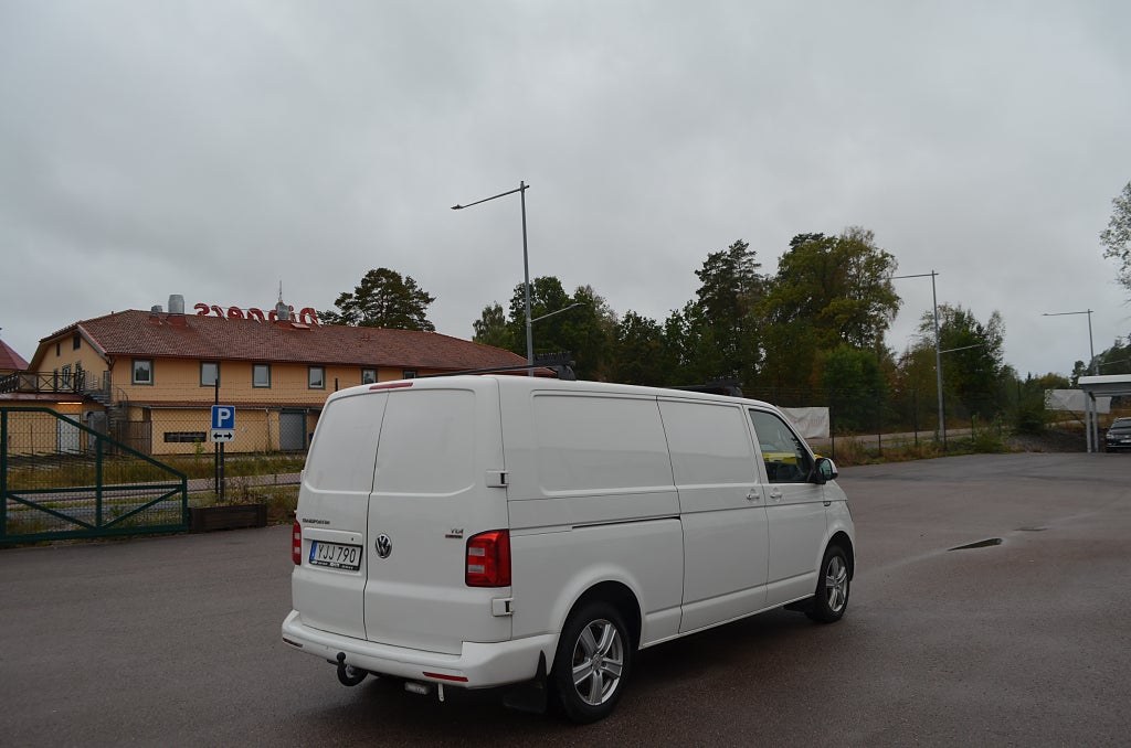 Volkswagen Transporter 2017 - miniatyr 7