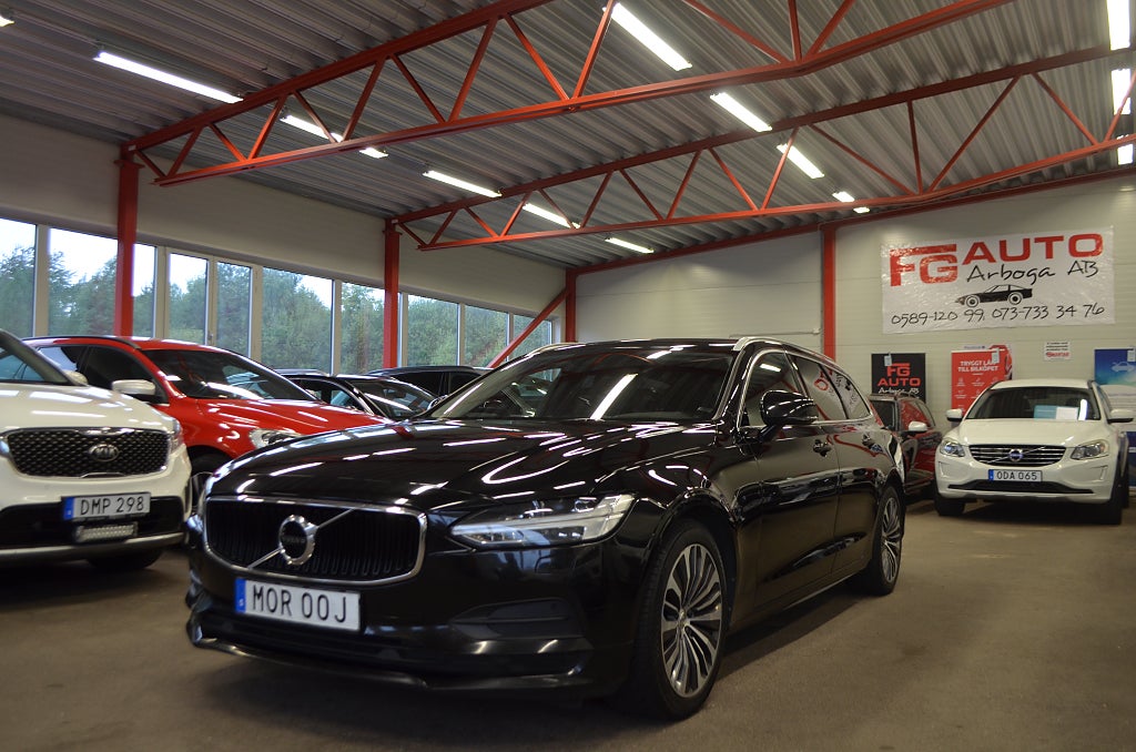Volvo V90 2020 - miniatyr 2