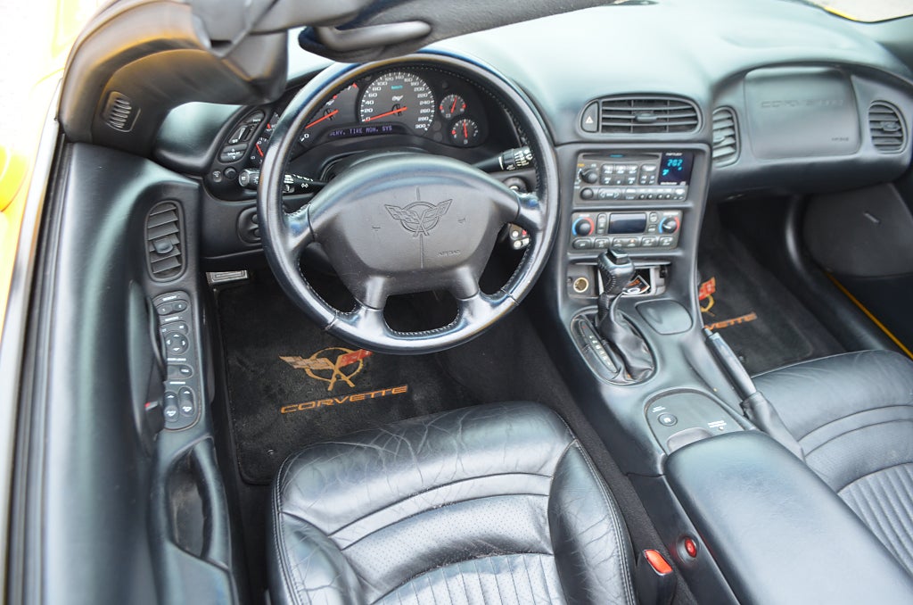 Chevrolet Corvette 2004 - miniatyr 18