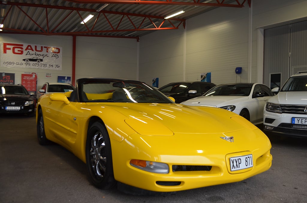 Chevrolet Corvette 2004 - miniatyr 3