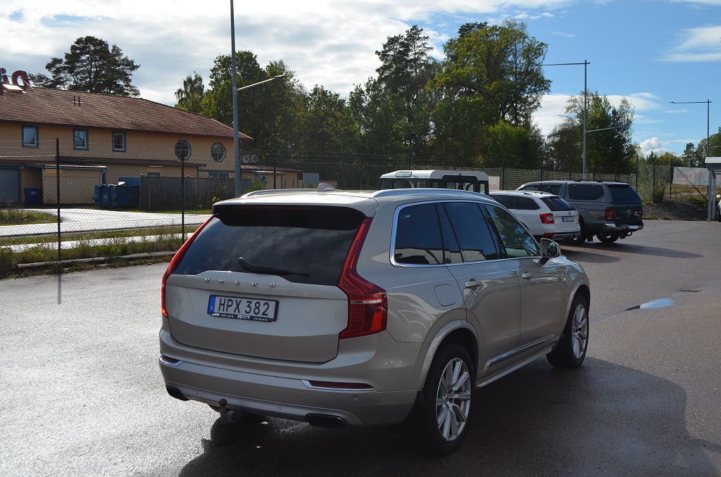 Volvo XC90 2016 - miniatyr 13