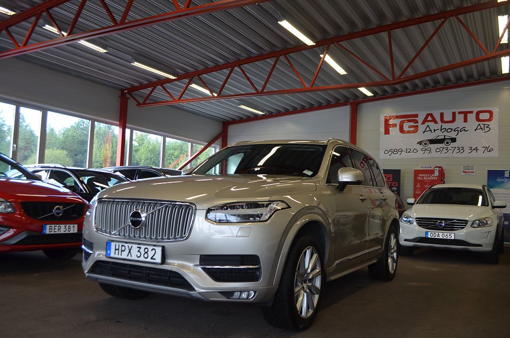 Volvo XC90 2016 - miniatyr 3