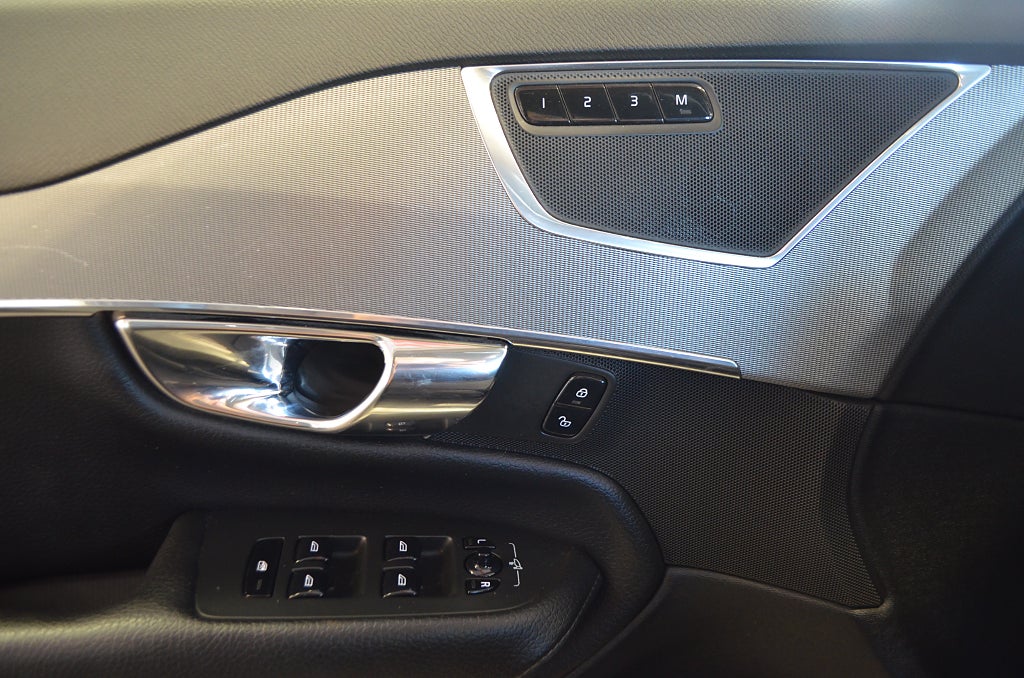 Volvo XC90 2016 - miniatyr 27